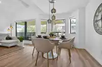 307 1460 MARTIN STREET - thumbnail 13