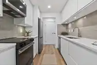 307 1460 MARTIN STREET - thumbnail 14