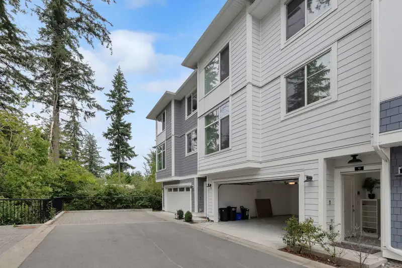 9 2328 167A STREET - photo 2 of 33