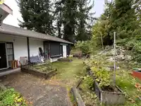 1381 EVERALL STREET - thumbnail 15