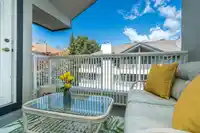 304 15272 20 AVENUE - thumbnail 4