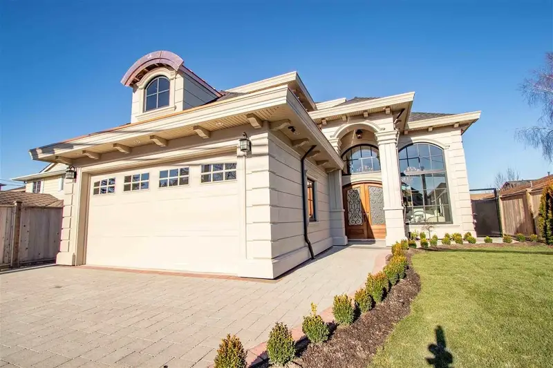 4591 GARRY STREET - photo 1 of 25