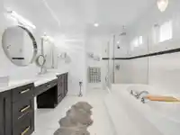2560 163 STREET - thumbnail 17