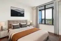 701 1588 JOHNSTON ROAD - thumbnail 11