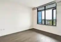 701 1588 JOHNSTON ROAD - thumbnail 9