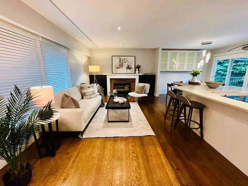 1314 THOMAS AVENUE - photo 4 of 24