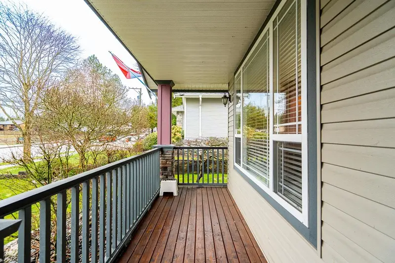 21118 123 AVENUE - photo 3 of 25