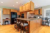 2765 171 STREET - thumbnail 12