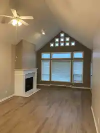 402 15558 16A AVENUE - thumbnail 2