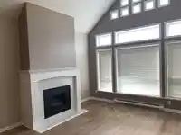 402 15558 16A AVENUE - thumbnail 6