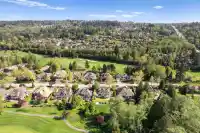 3222 CANTERBURY DRIVE - thumbnail 1