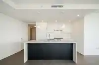 710 1588 JOHNSTON ROAD - thumbnail 3