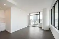 710 1588 JOHNSTON ROAD - thumbnail 7