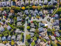 2066 149 STREET - thumbnail 18
