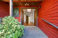 2066 149 STREET - thumbnail 6