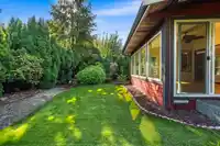2066 149 STREET - thumbnail 9