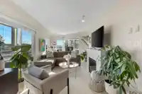 404 15785 CROYDON DRIVE - thumbnail 2