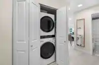 404 15785 CROYDON DRIVE - thumbnail 24