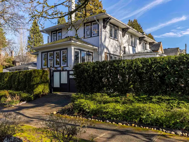 1591 NANTON AVENUE - photo 3 of 25