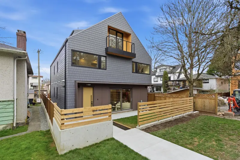 1 2091 E 20TH AVENUE - photo 2 of 25