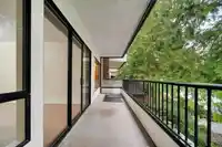 305 1319 MARTIN STREET - thumbnail 15