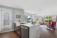 303 15747 MARINE DRIVE - thumbnail 6