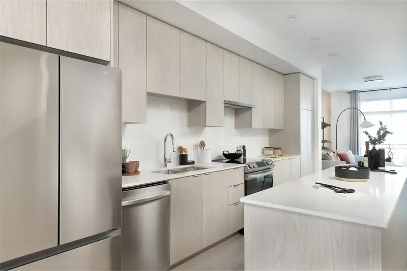 37 16355 21 AVENUE - photo 1 of 1