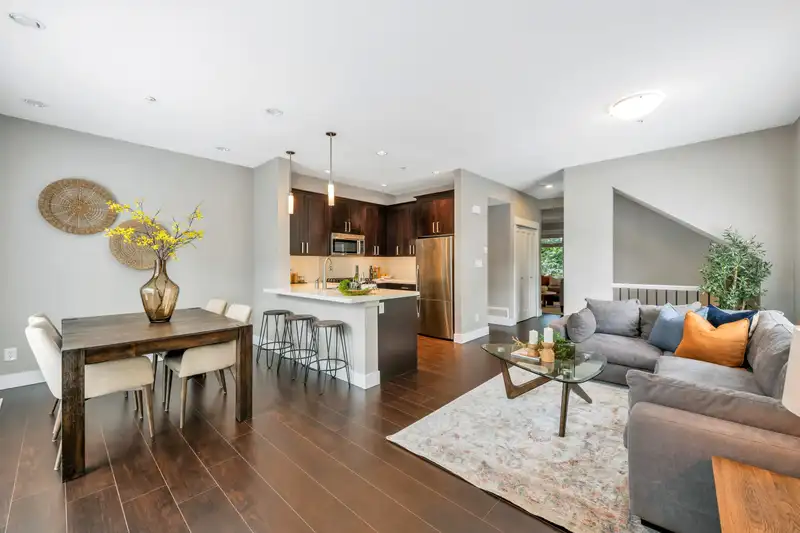 50 2689 PARKWAY DRIVE - photo 1 of 39