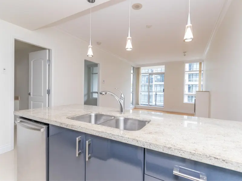 803 162 VICTORY SHIP WAY - photo 4 of 23