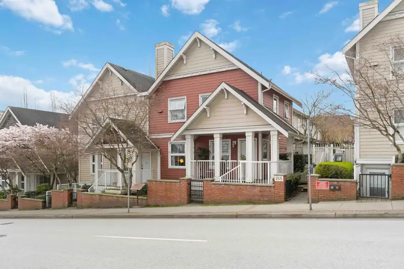 16 188 SIXTH STREET - photo 1 of 25