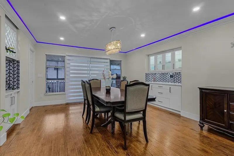 32144 ASHCROFT DRIVE - photo 4 of 20