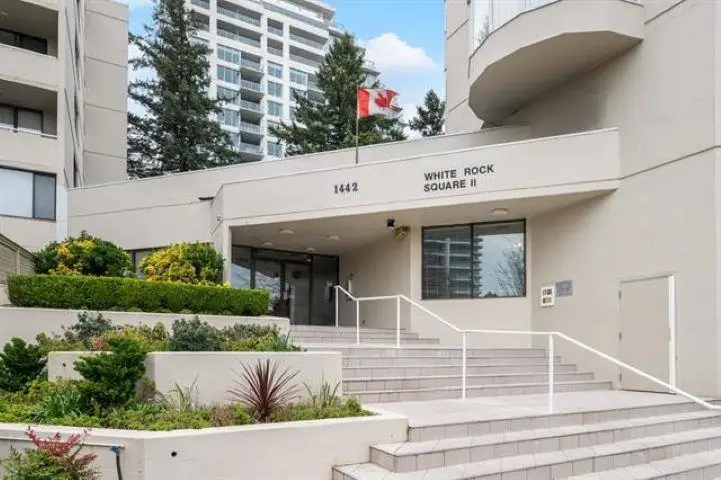 704 1442 FOSTER STREET - photo 1 of 25