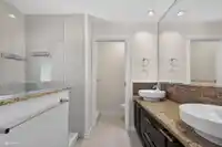 11 2925 KING GEORGE BOULEVARD - thumbnail 16