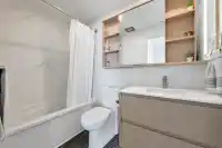 1008 1441 JOHNSTON ROAD - thumbnail 11