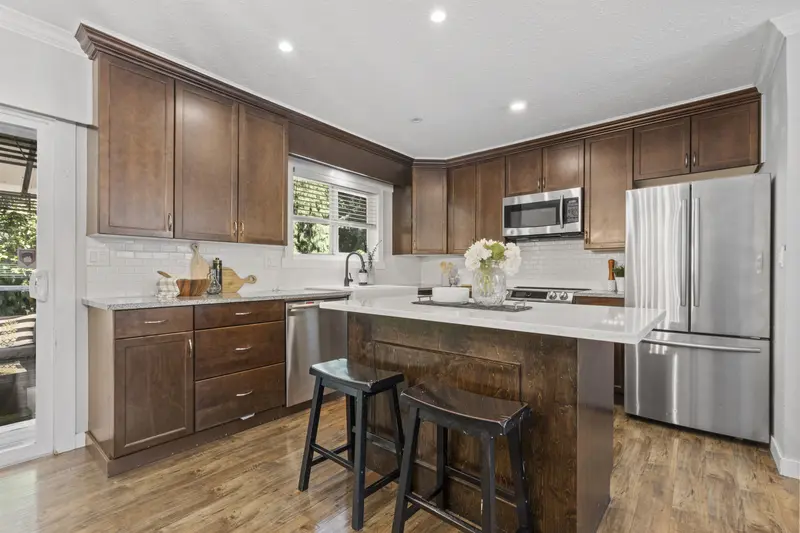 19745 38A AVENUE - photo 3 of 25