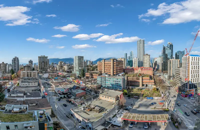 1501 1003 BURNABY STREET - photo 1 of 25