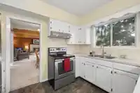 13645 BLACKBURN AVENUE - thumbnail 19
