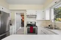 13645 BLACKBURN AVENUE - thumbnail 20