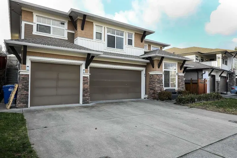 2779 BRISTOL DRIVE - photo 2 of 25