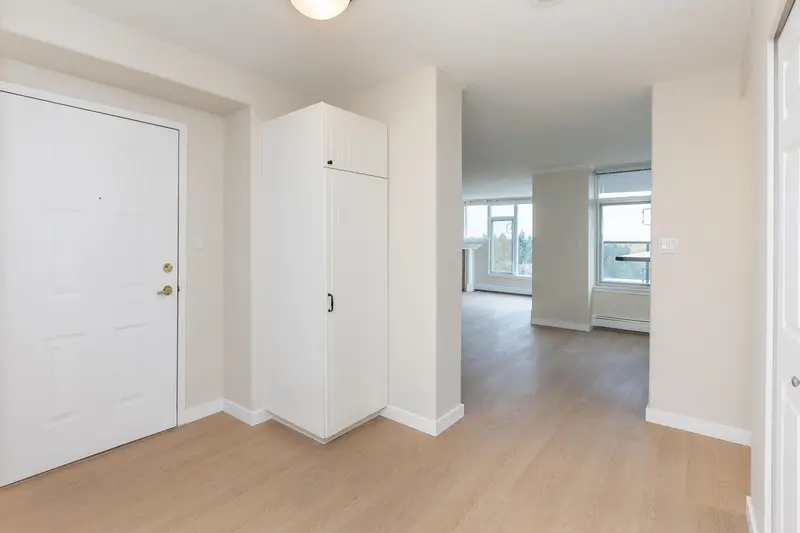 1504 13880 101 AVENUE - photo 4 of 25