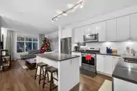 20 16323 15 AVENUE - thumbnail 8