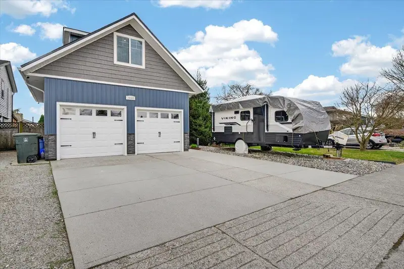 19050 MITCHELL ROAD - photo 2 of 25