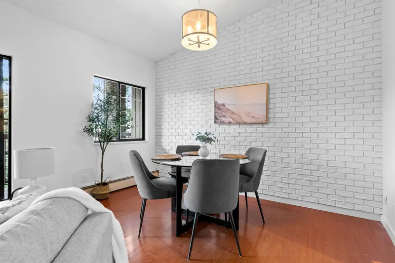 340 8500 ACKROYD DRIVE - photo 3 of 25