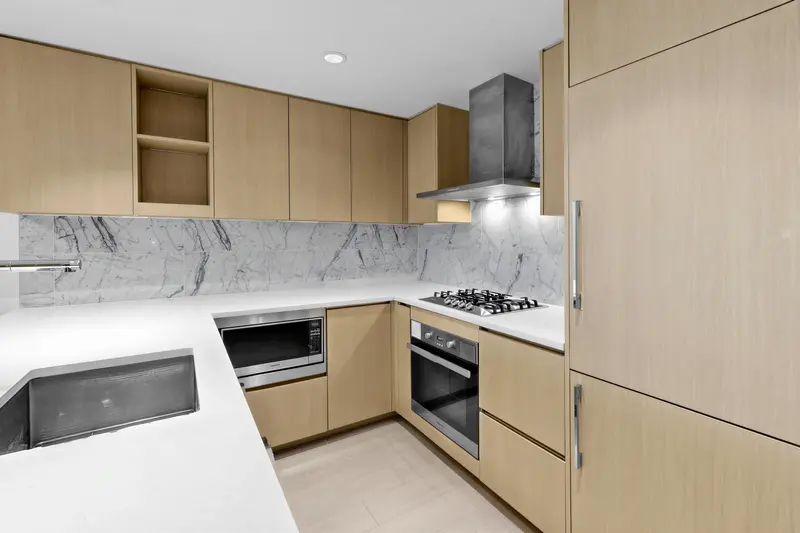 611 455 SW MARINE DRIVE - photo 3 of 25