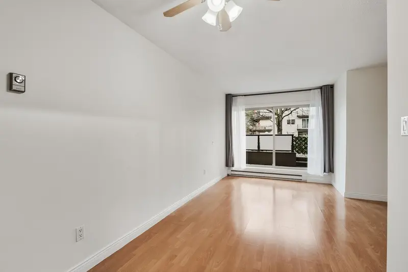 101 1864 FRANCES STREET - photo 4 of 24