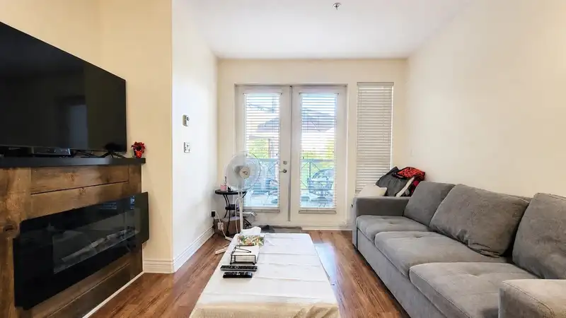 217 2970 KING GEORGE BOULEVARD - photo 3 of 20