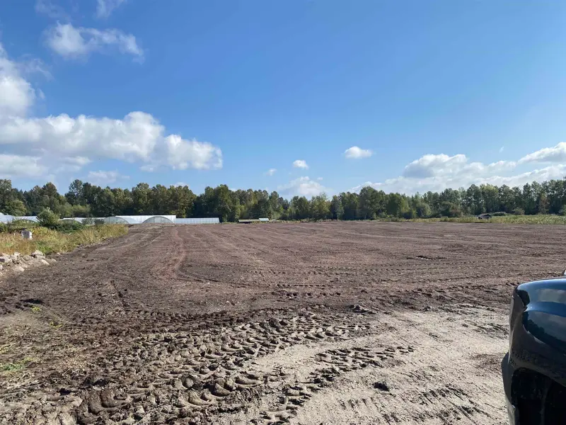 8646 MANDEVILLE AVENUE - photo 2 of 8