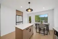 1576 161 STREET - thumbnail 3