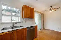 81 1400 164 STREET - thumbnail 5