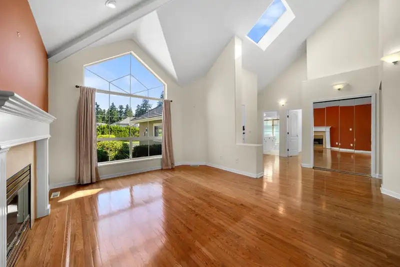 15046 SEMIAHMOO PLACE - photo 4 of 40